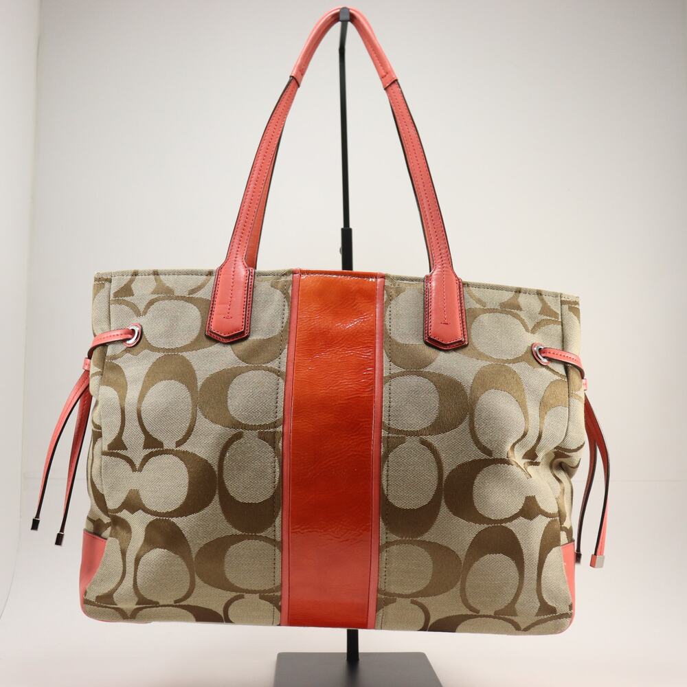 Authentic Coach Signature Tote – Peachy Pink Patent